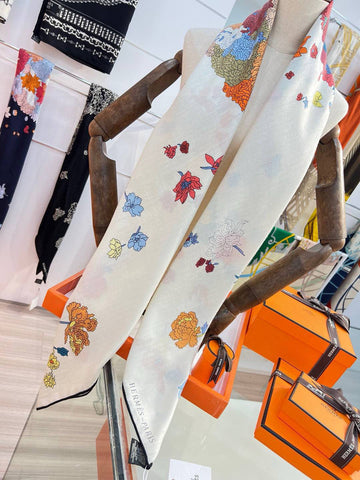 HERMES 25S SCARF 140 IN SILK 724766