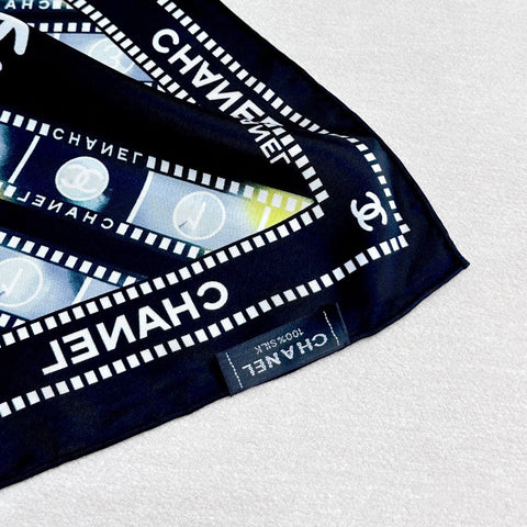 CHANEL 25S SCARF 88 IN SILK 737191