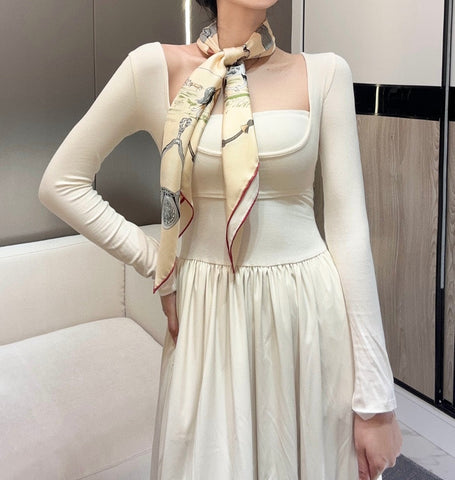 HERMES 25S SCARF 90 IN SILK 720006