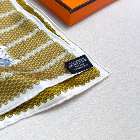 HERMES 25S SCARF 90 IN SILK 735858