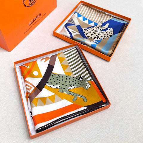 HERMES 25S SCARF 90 IN SILK 730645