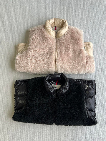 MONCLER 25S DOWN VEST IN BLACK 043