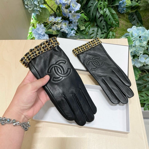 GLOVES IN BLACK LAMBSKIN 463822