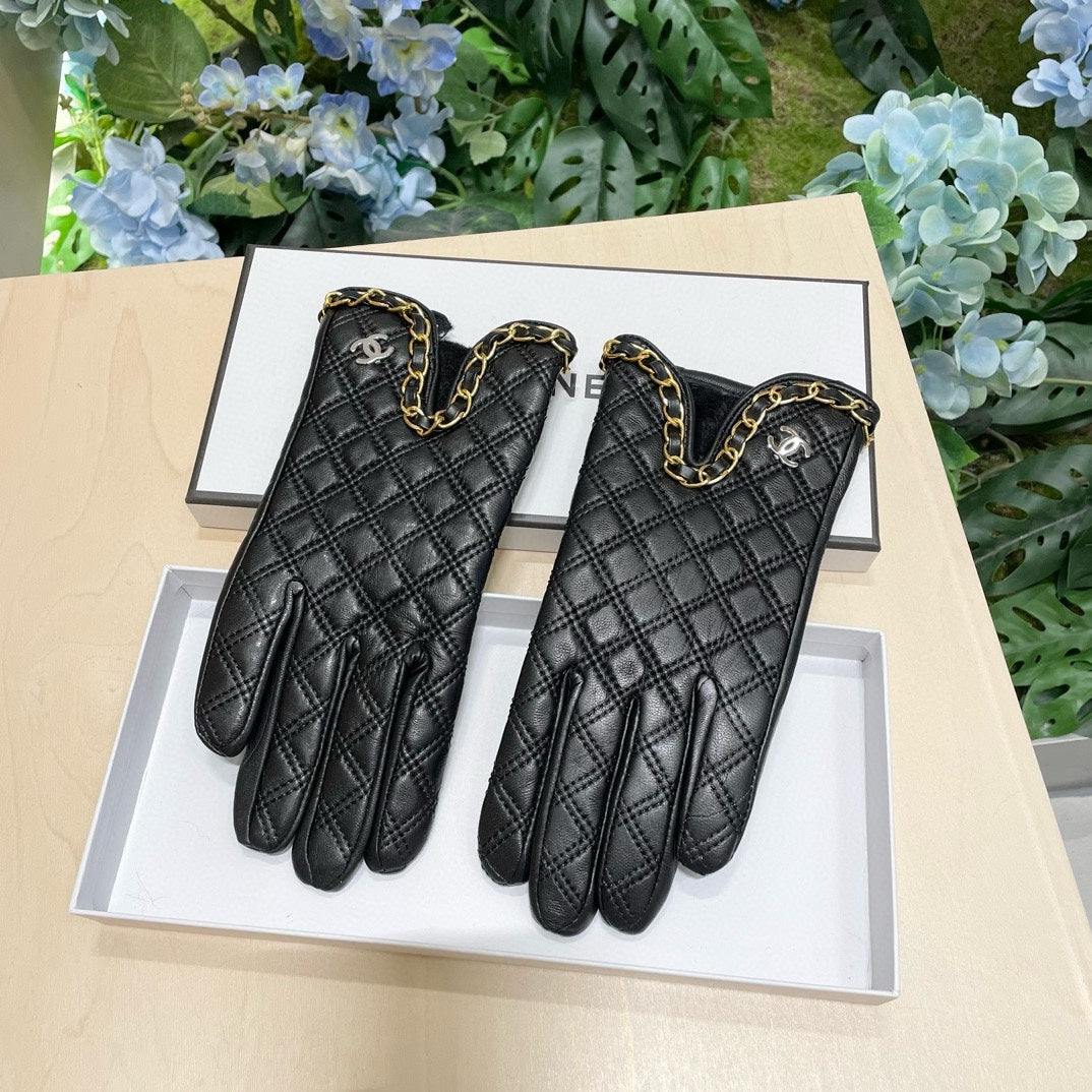 GLOVES IN BLACK LAMBSKIN 464979