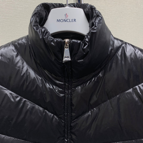 MONCLER 25S JACKET IN BLACK 004