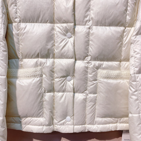 MONCLER 25S JACKET IN WHITE 037