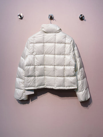 MONCLER 25S JACKET IN WHITE 037