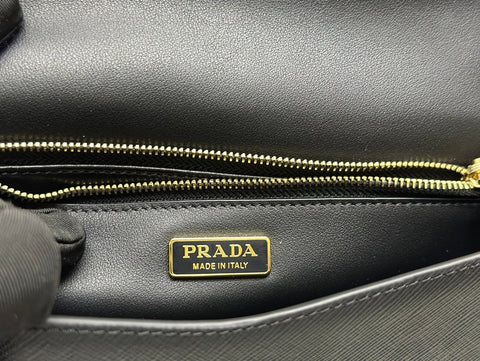 PRADA 25S SAFFIANO SHOULDER BAG 21 IN BLACK CALFSKIN GOLD HARDWARE