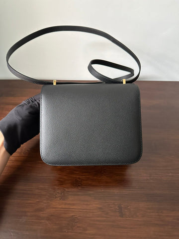 CONSTANCE 18 BLACK EPSOM GOLD HARDWARE WITH MIRROR