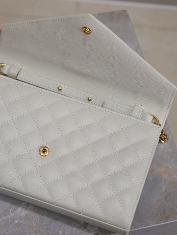ENVELOPE CHAIN BAG 22 IN WHITE LAMBSKIN GOLD HARDWARE