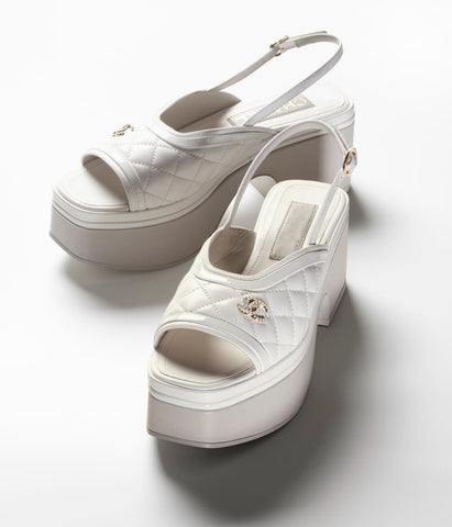 SANDALS WHITE LAMBSKIN PATENT